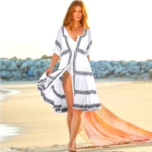 Sundance Sea La Vie White & Black Border Embroidered Tiered Dress